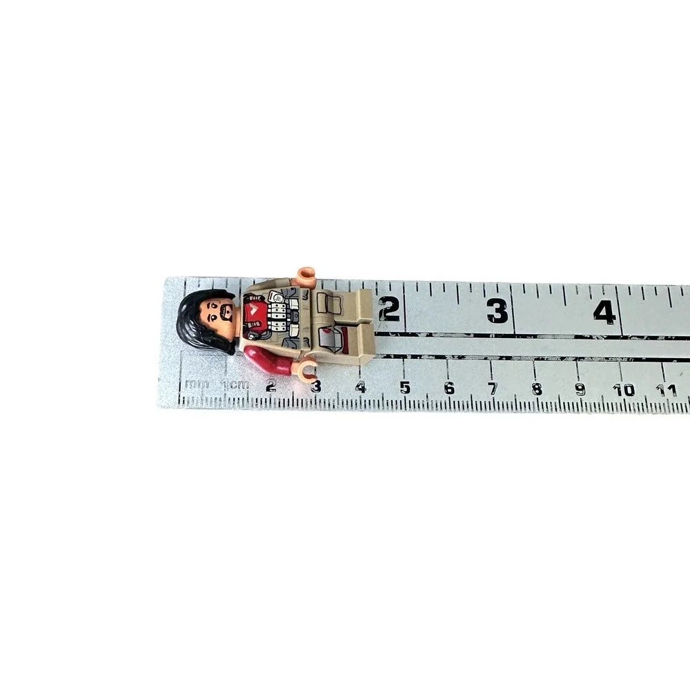 Lego Baze Malbus Soldier Minifigure Figure Tan‎ Tactical Vest Red Shirt Gray